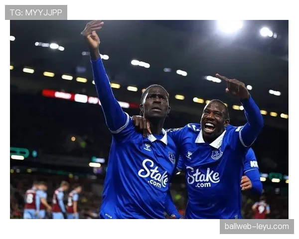 欧本进攻套路重塑比赛格局，篮球战术革新引发广泛关注