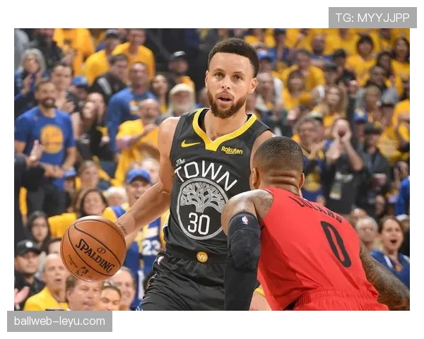 勒沃库森边路进攻火力全开,助球队全取三分状态回暖引关注 勒沃库森边路进攻火力全开,助球队全取三分状态回暖引关注