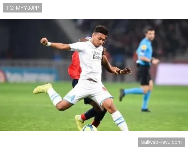 德甲夏窗后卫转会动态:多队补强防线引关注 德甲夏窗后卫转会动态:多队补强防线引关注