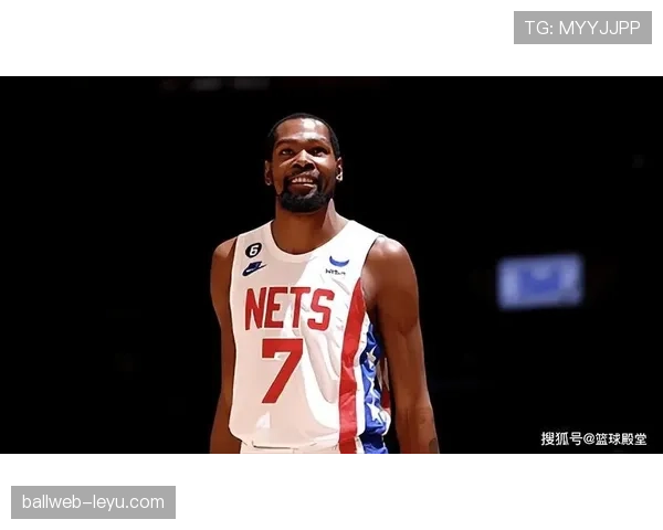 阿尔瓦雷斯本赛季状态回暖,进攻端表现稳健