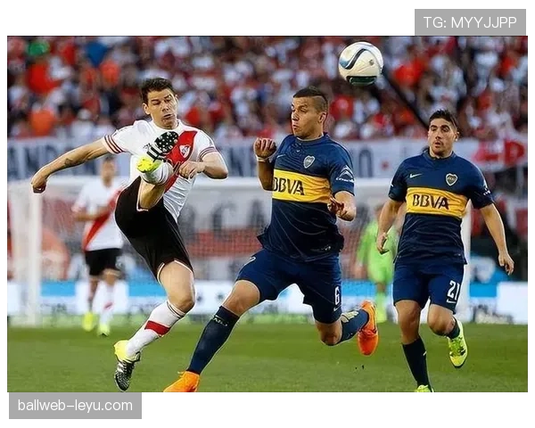 巴尔韦德本赛季攻防两端持续提升解析