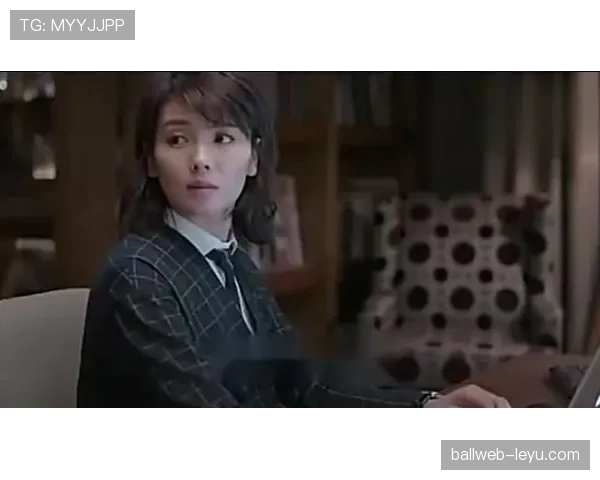 要是拍真人秀，翁泓阳开镜是训练狂人，关镜立马变成有钱讲究的邻家大佬